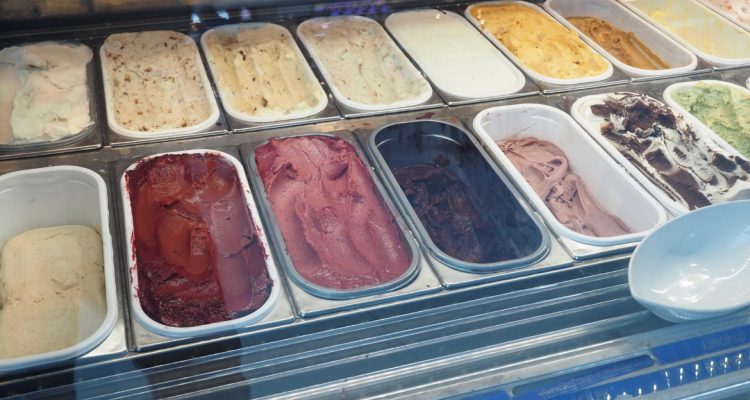 À quoi sert un surgélateur en pâtisserie et en glacerie ?