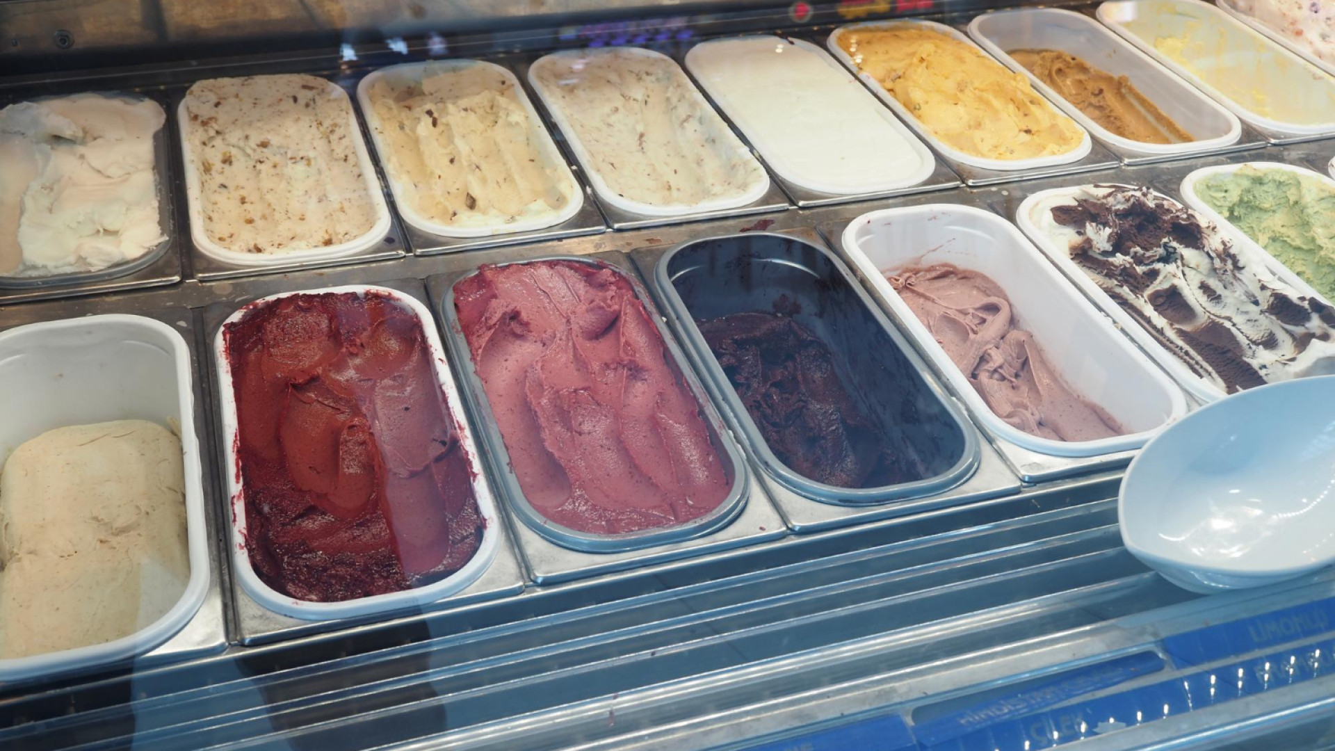 À quoi sert un surgélateur en pâtisserie et en glacerie ?